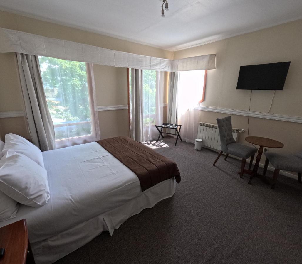 Darwin Hotel ปวยร์โตนาตาเลส ภายนอก รูปภาพ