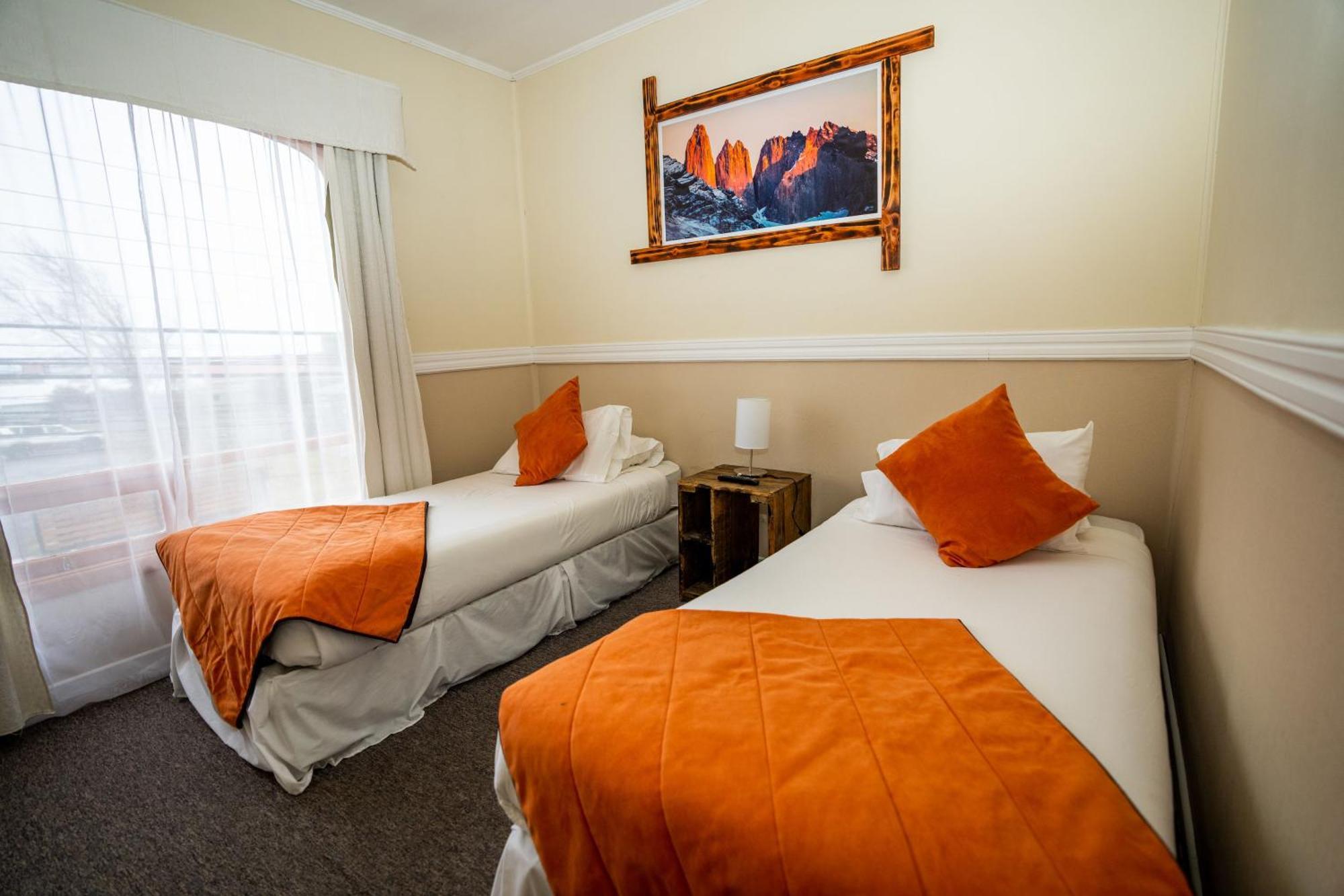 Darwin Hotel ปวยร์โตนาตาเลส ภายนอก รูปภาพ