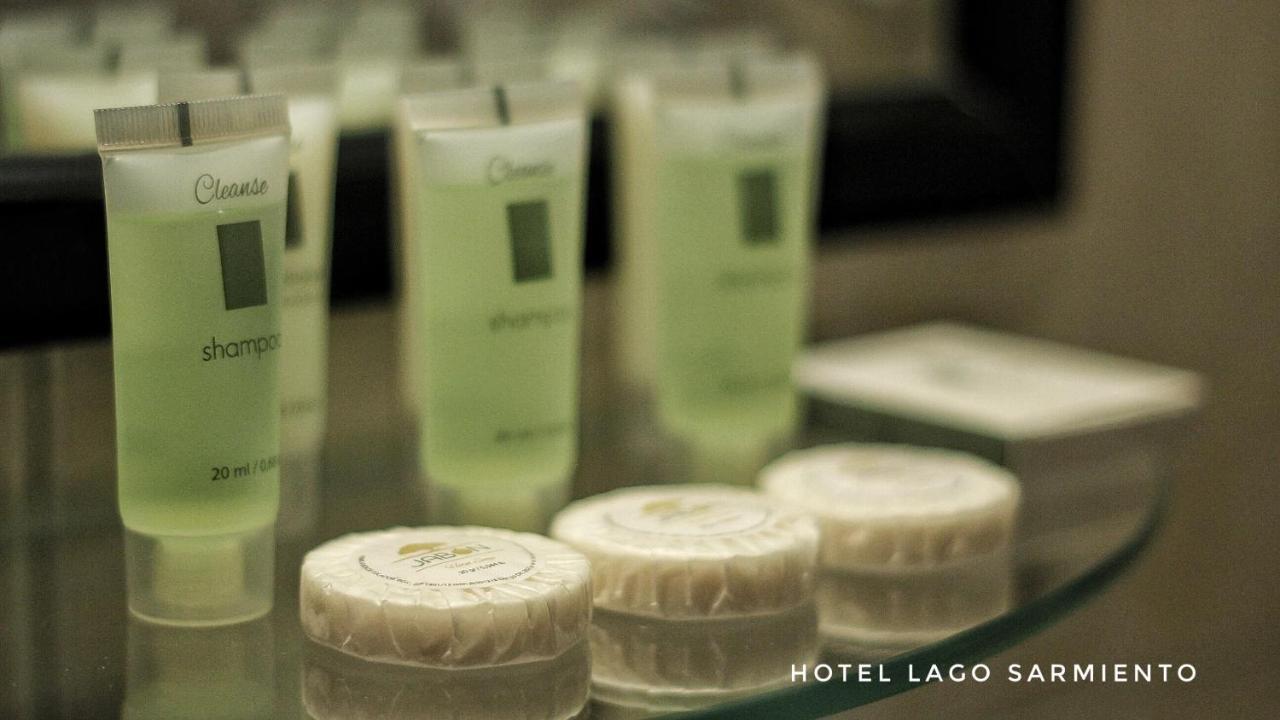 Darwin Hotel ปวยร์โตนาตาเลส ภายนอก รูปภาพ