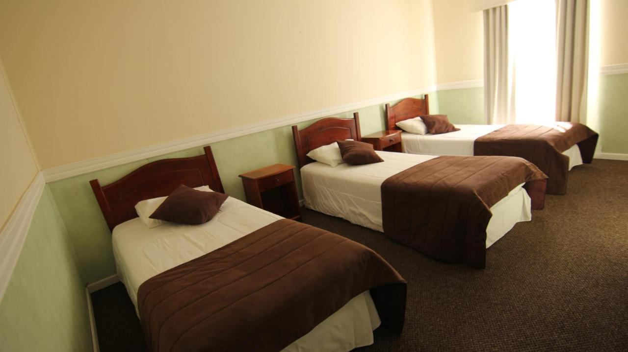 Darwin Hotel ปวยร์โตนาตาเลส ภายนอก รูปภาพ