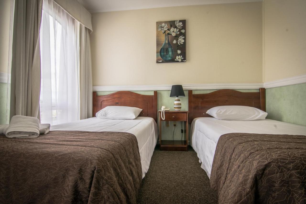 Darwin Hotel ปวยร์โตนาตาเลส ภายนอก รูปภาพ